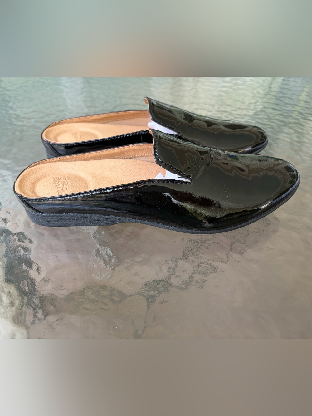 Dansko Womens Lexie Mule Black Patent Leather Shoe Size 36 5.5-6 Pre owned
